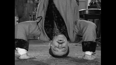 la famiglia addams 1x03